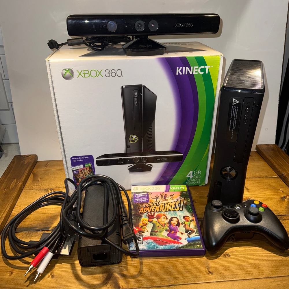 Microsoft Xbox 360 S 4GB Kinect Bundle CIB Console 1439 Controller Game WORKING